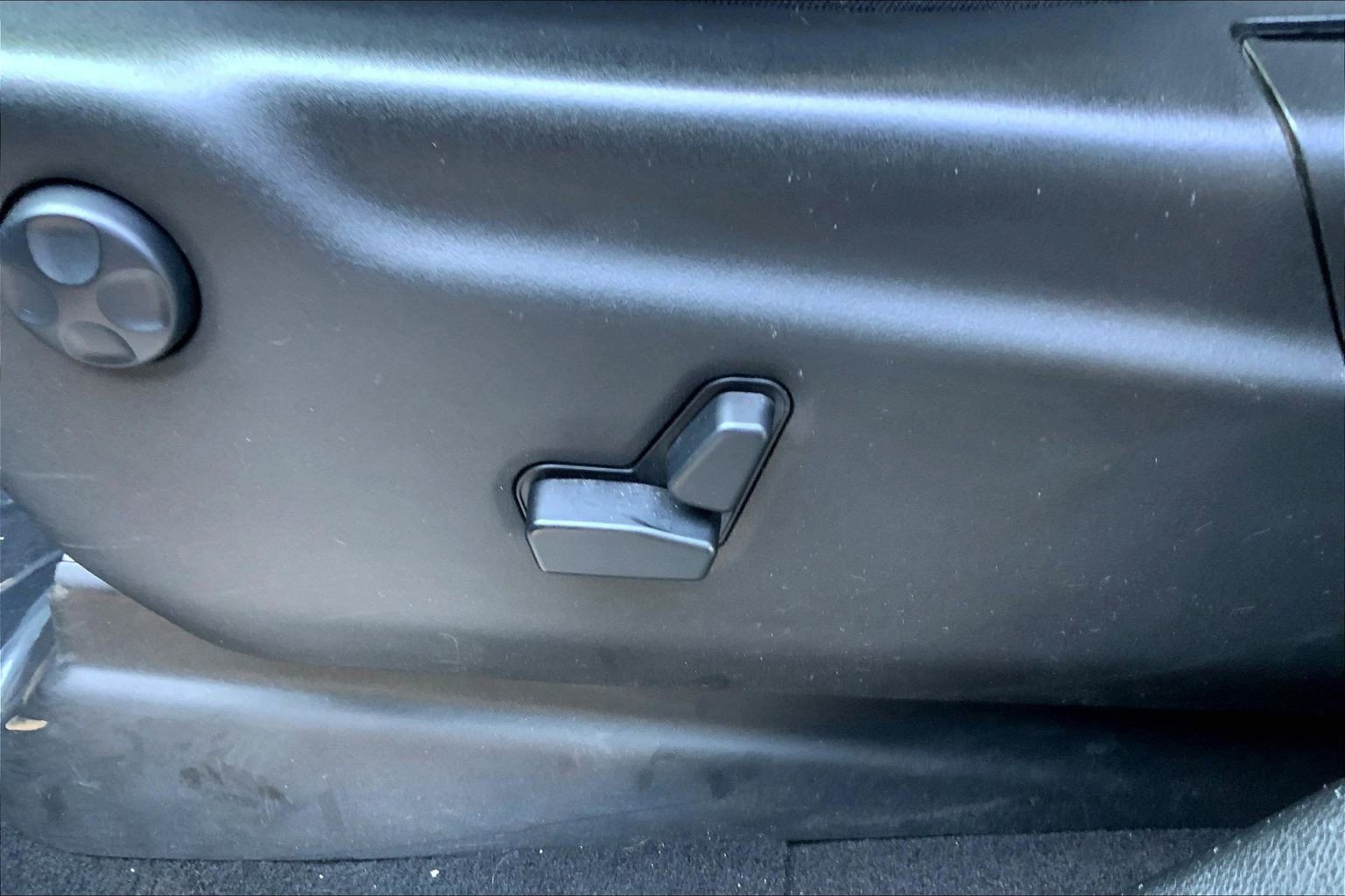 Used 2019 Dodge Durango GT AWD/4WD image 30