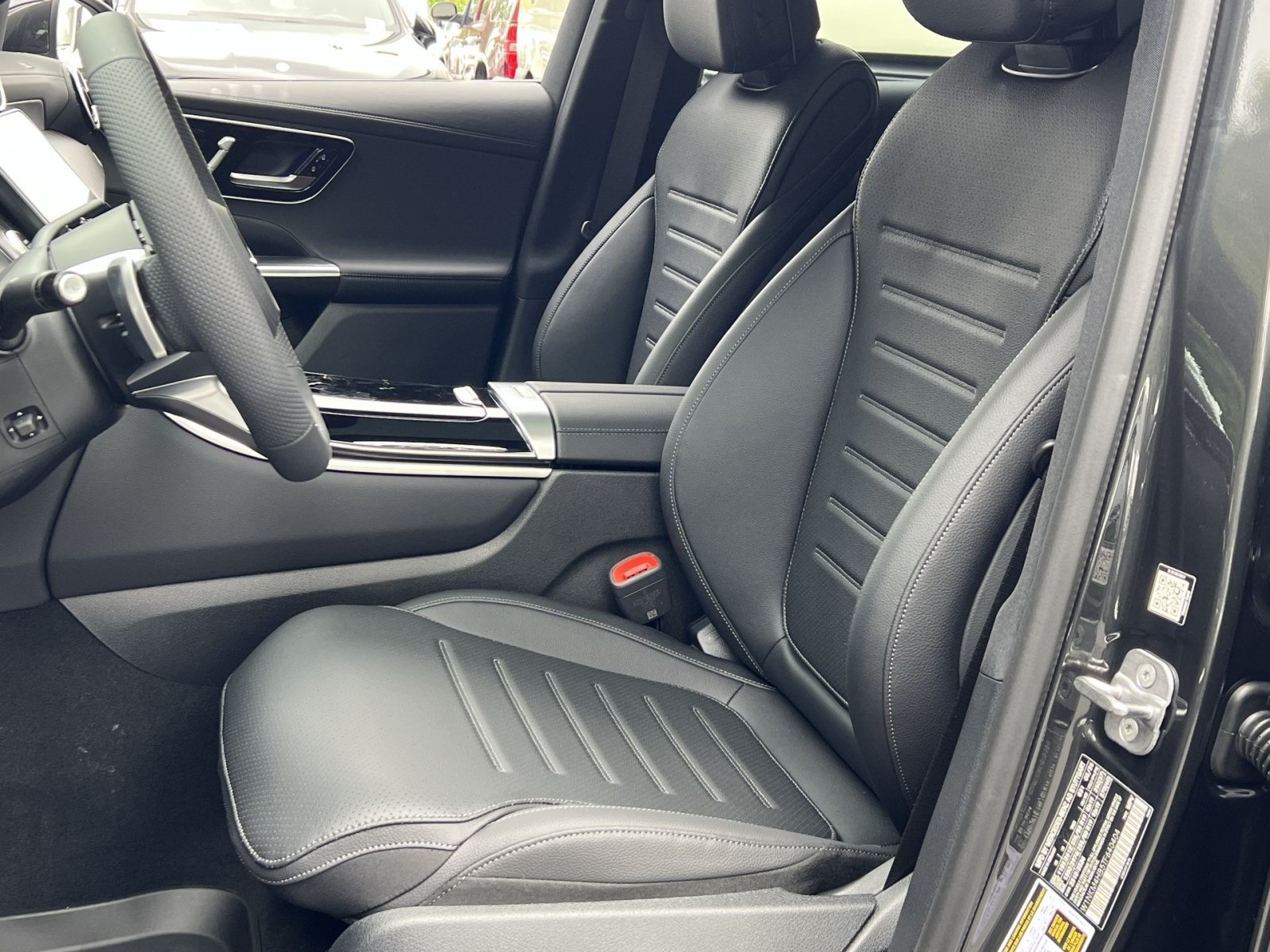New 2026 Mercedes-Benz GLC 300 4MATIC image 18