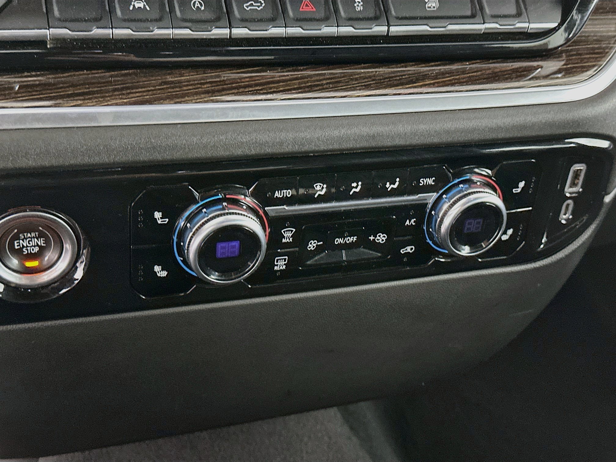 Used 2023 GMC Sierra 1500 SLE AWD/4WD image 23