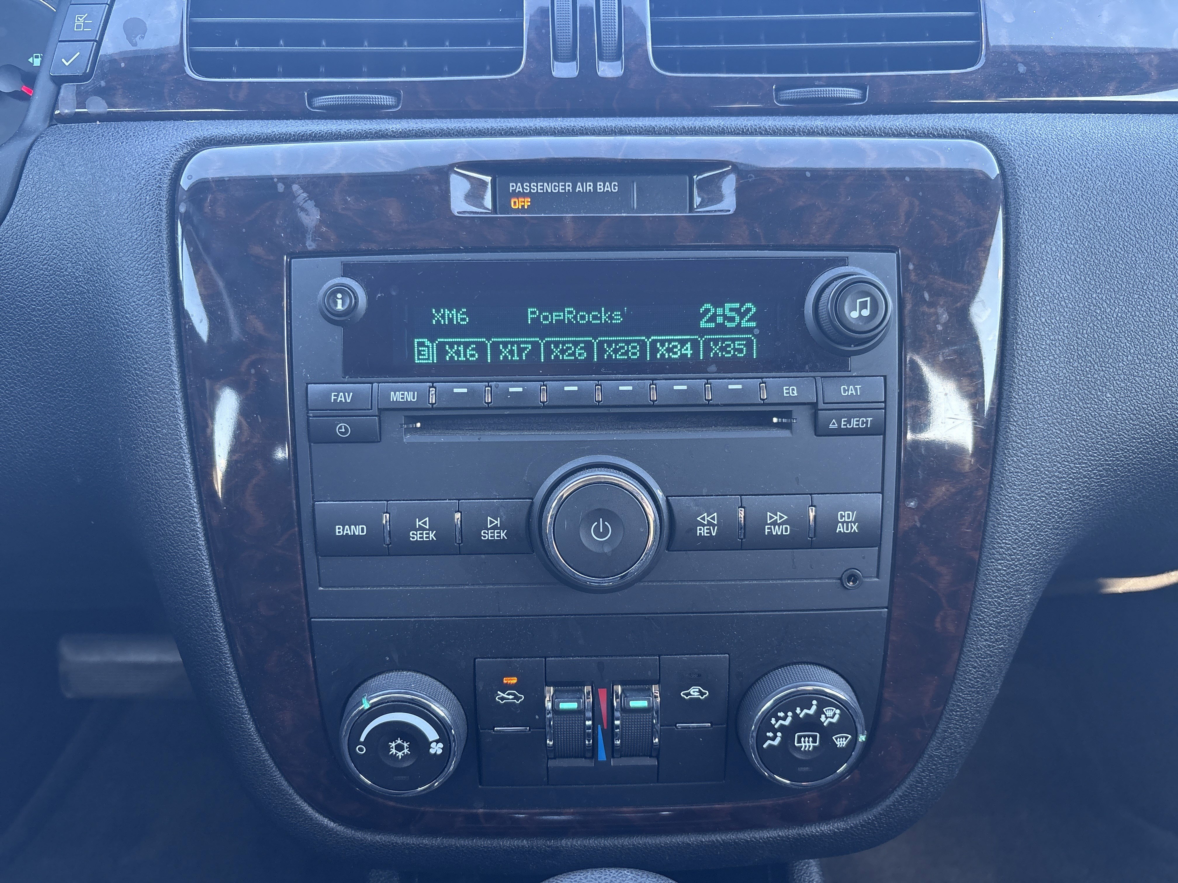 Used 2015 Chevrolet Impala LT w/ LT Sunroof Package image 20