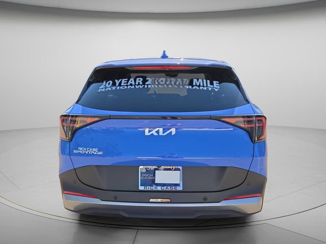 Certified 2026 Kia Sportage EX FWD image 5
