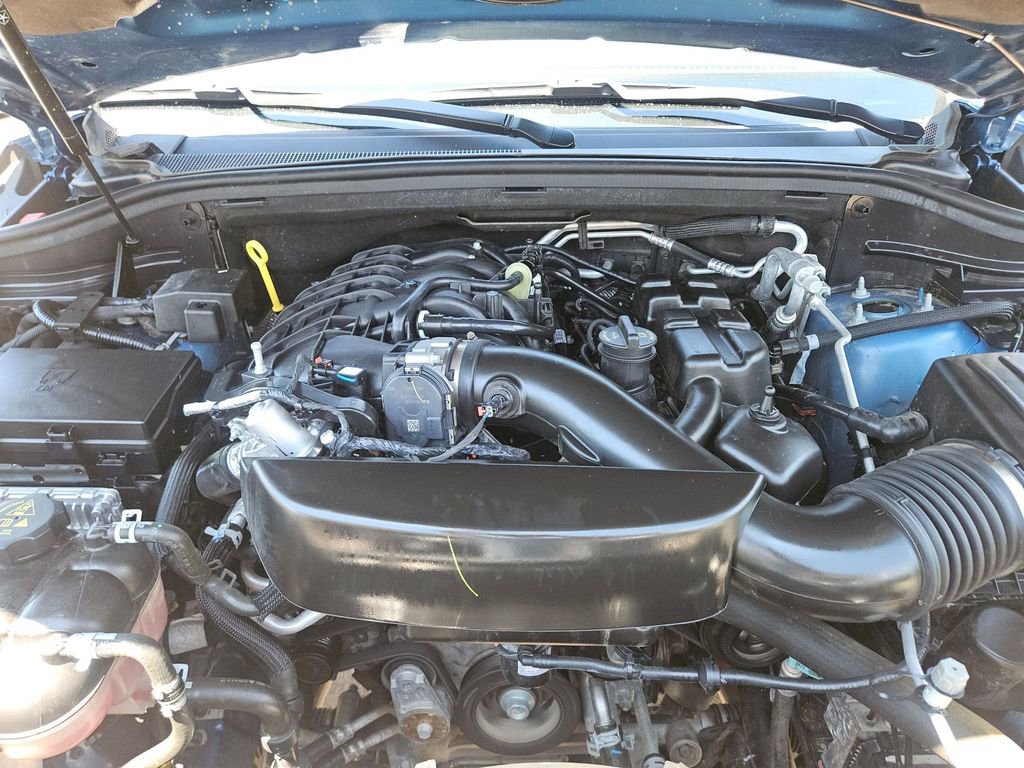 Used 2025 Dodge Durango GT AWD/4WD image 23