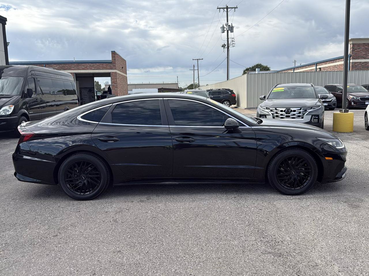 Used 2022 Hyundai Sonata SEL w/ Preferred Accessory Package FWD image 5
