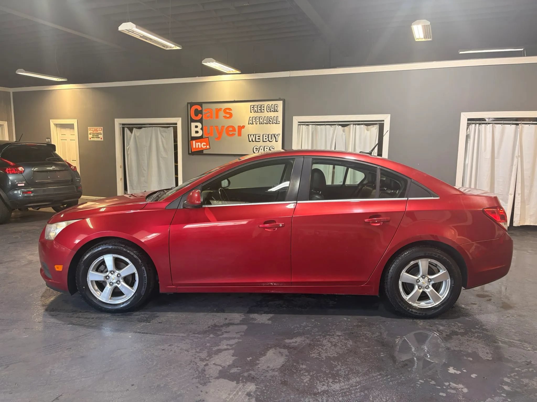 Used 2011 Chevrolet Cruze LT FWD image 3