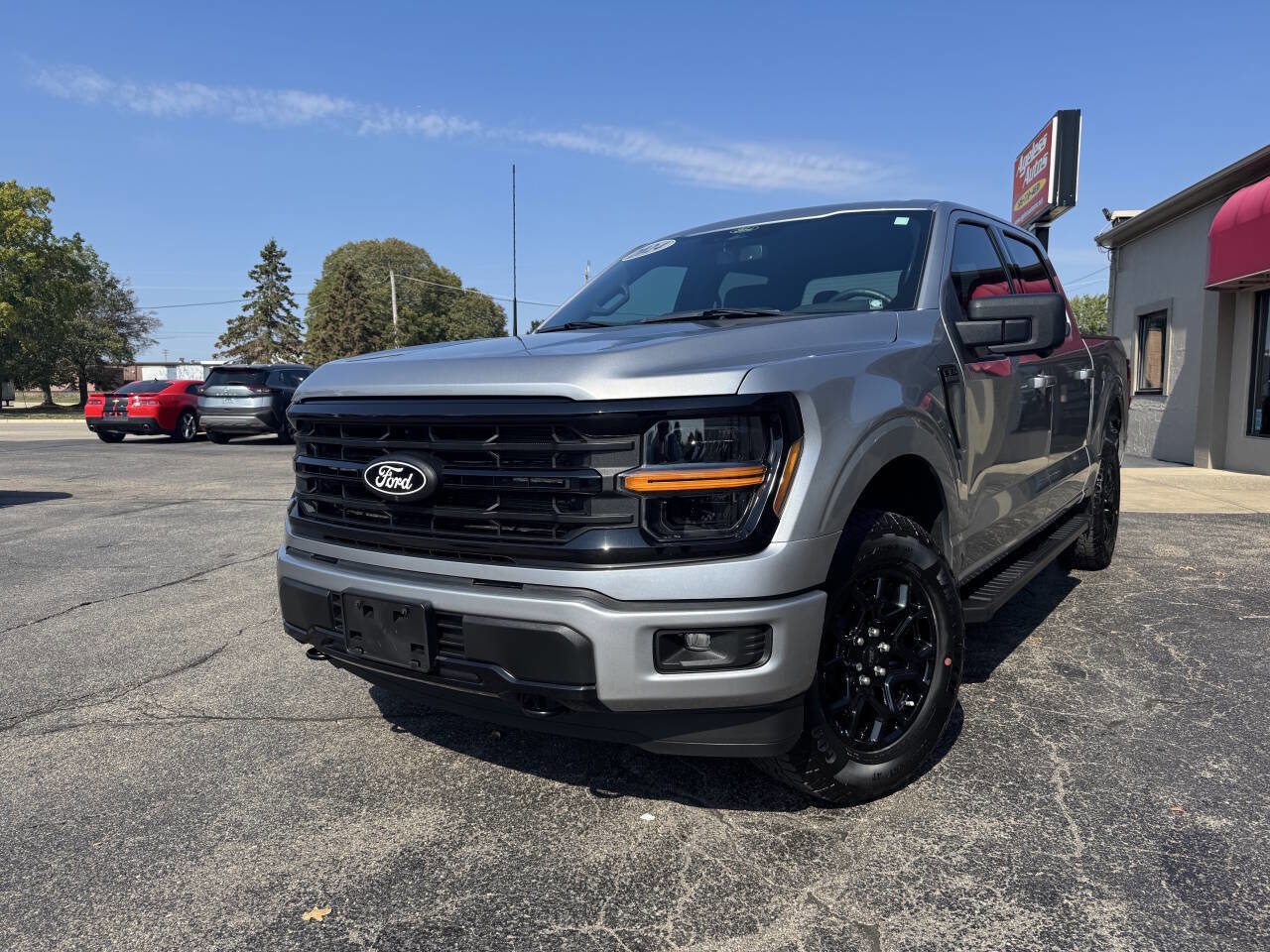 Used 2024 Ford F150 XLT w/ XLT Black Appearance Package image 2