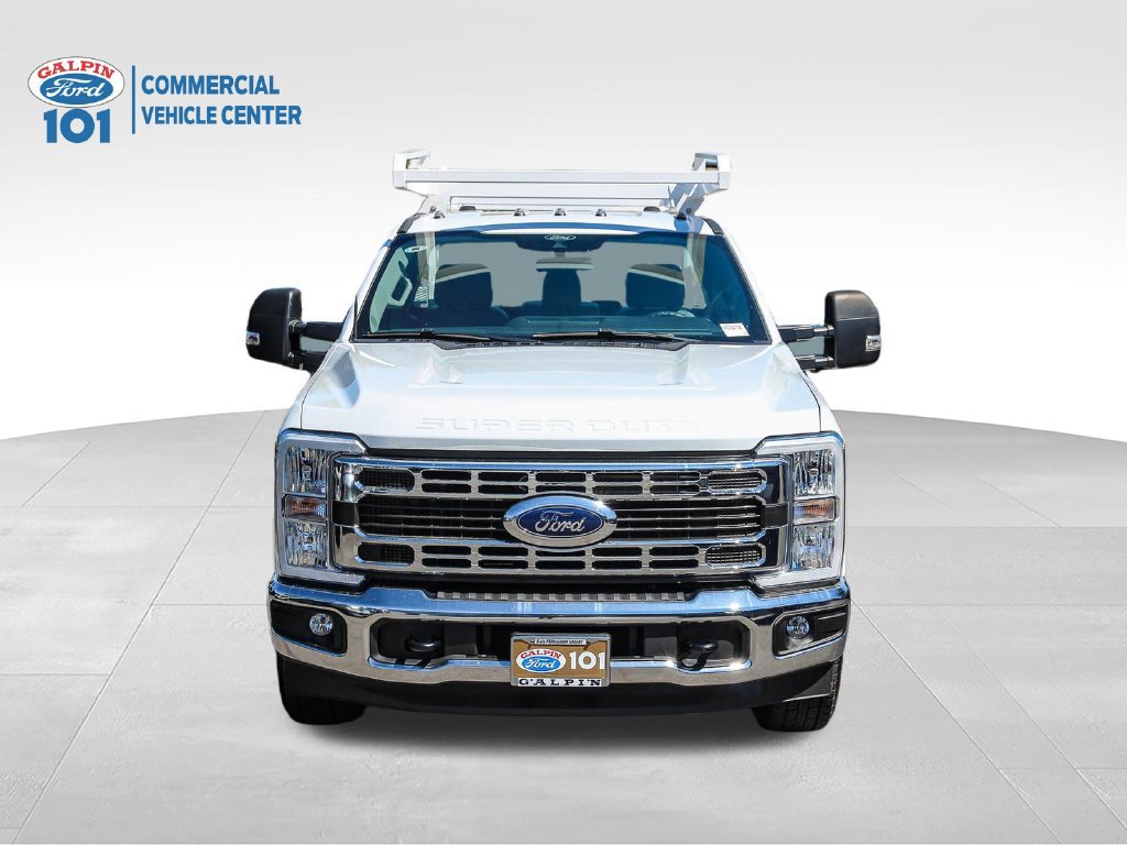 New 2025 Ford F350 XL w/ XL Chrome Package RWD image 2