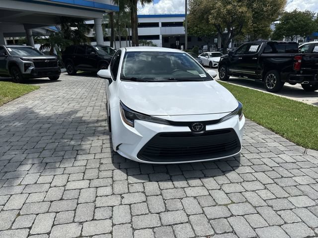 Used 2024 Toyota Corolla LE FWD image 17