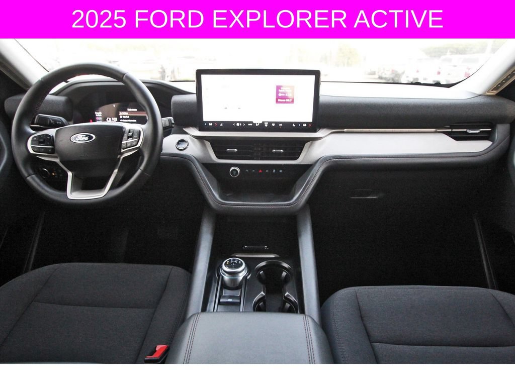 Used 2025 Ford Explorer Active RWD image 11