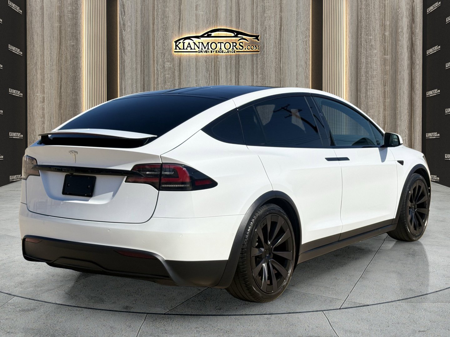 Used 2023 Tesla Model X AWD/4WD image 7