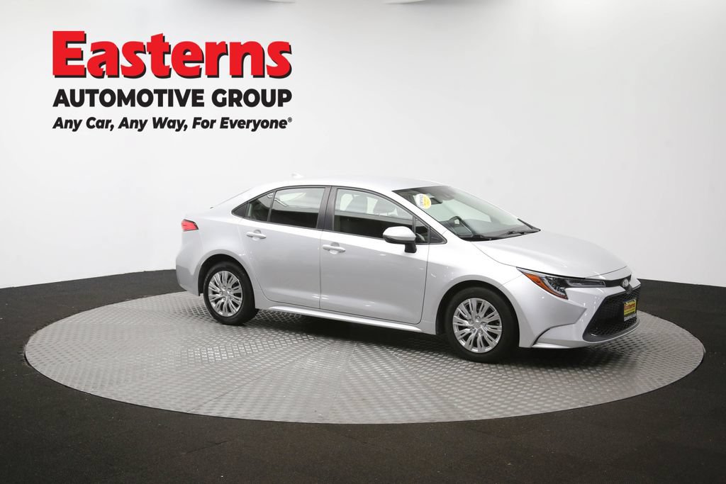 Used 2022 Toyota Corolla LE FWD image 48