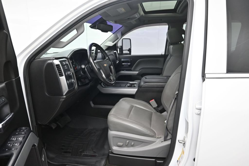 Used 2015 Chevrolet Silverado 3500 LTZ w/ Duramax Plus Package AWD/4WD image 9
