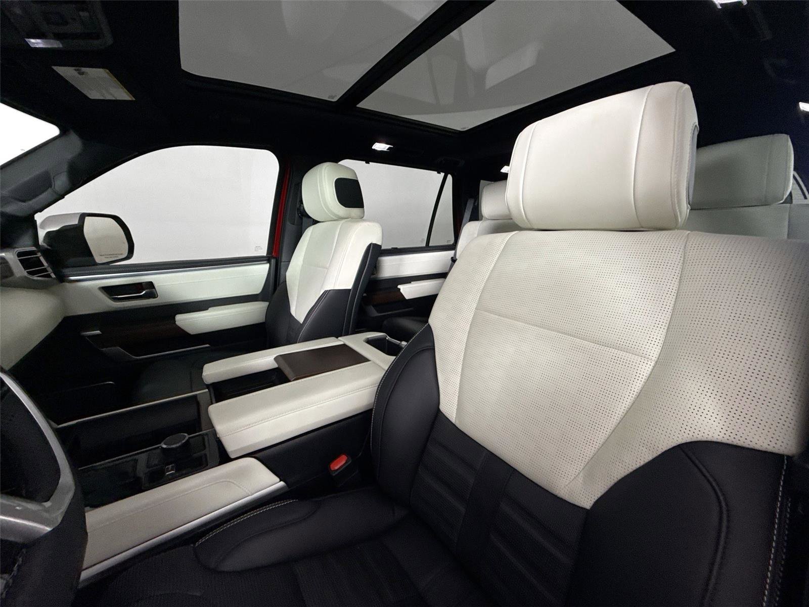 Certified 2024 Toyota Sequoia Capstone image 3