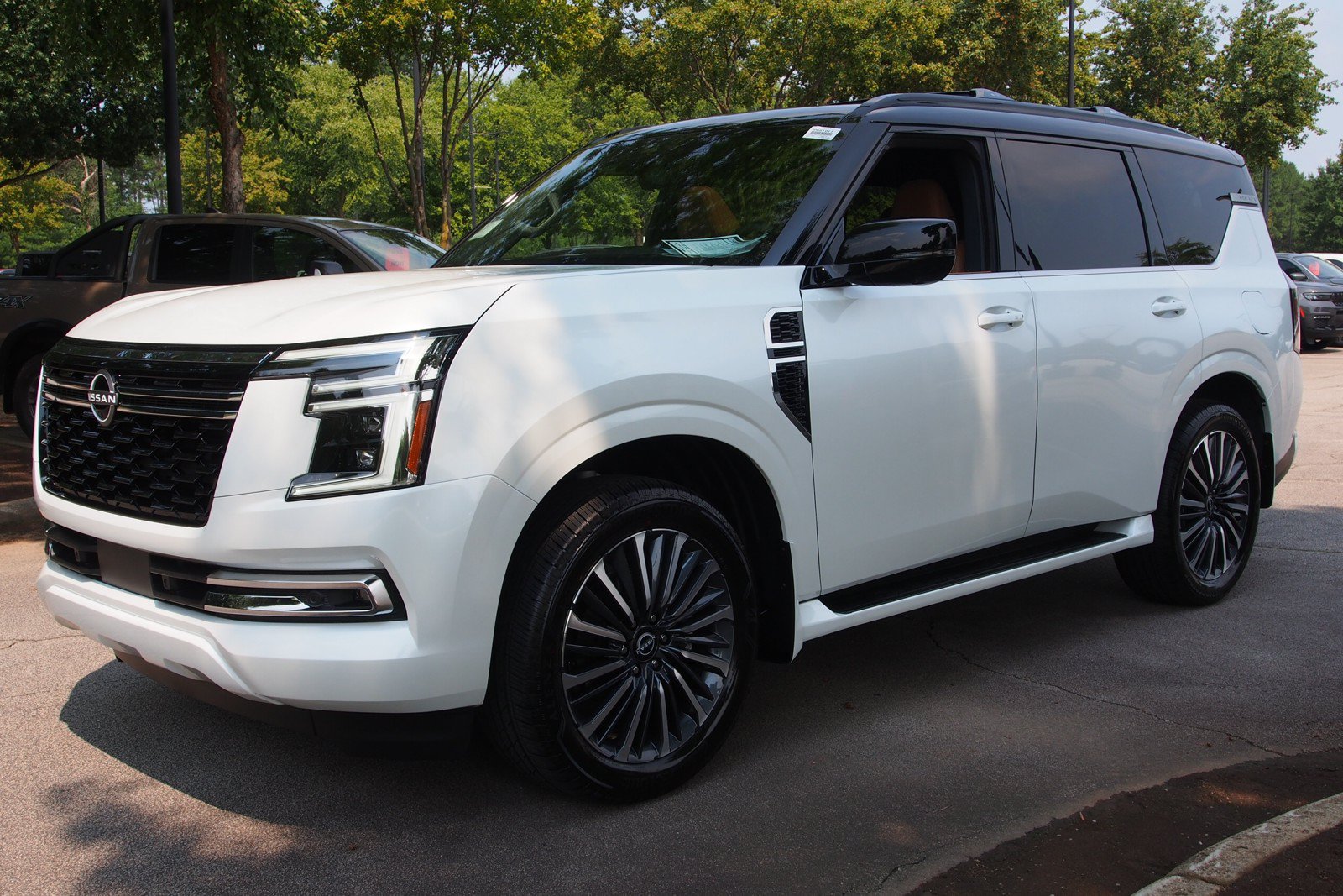 New 2026 Nissan Armada Platinum Reserve AWD/4WD image 3