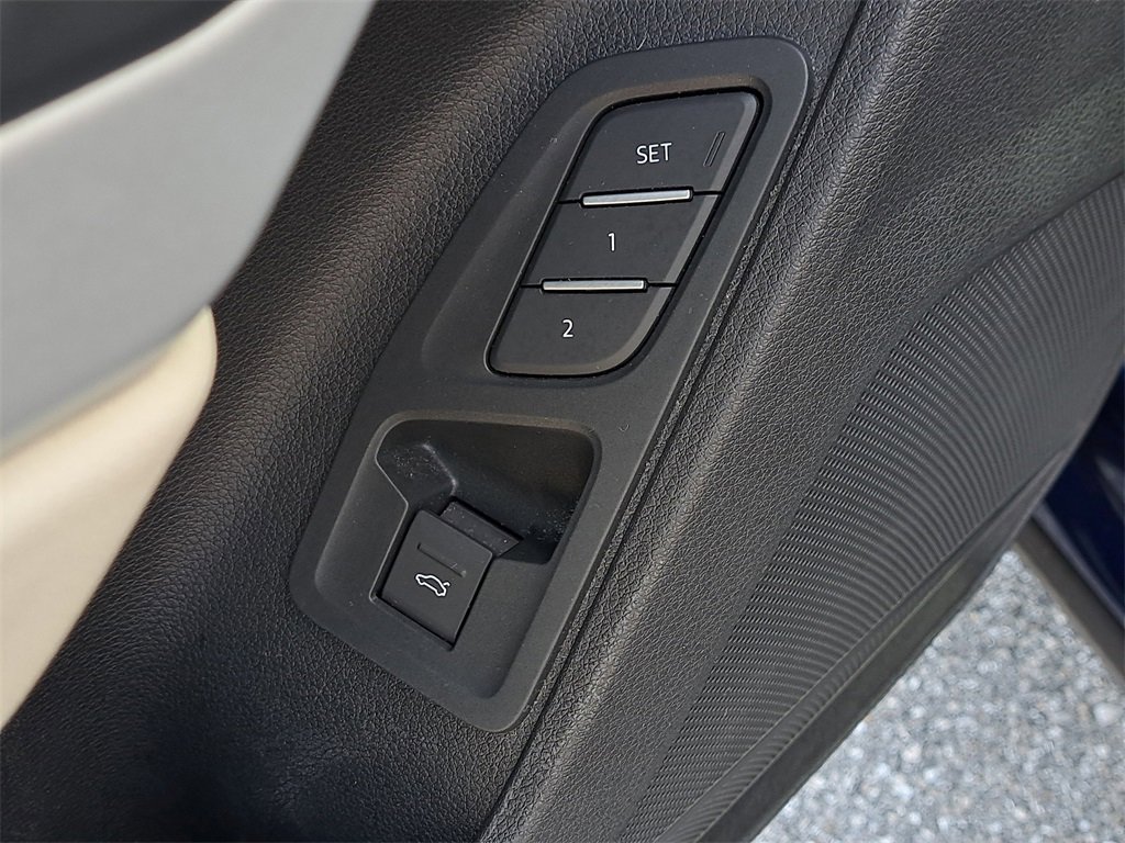 Certified 2023 Audi Q3 2.0T Premium w/ Convenience Package image 21