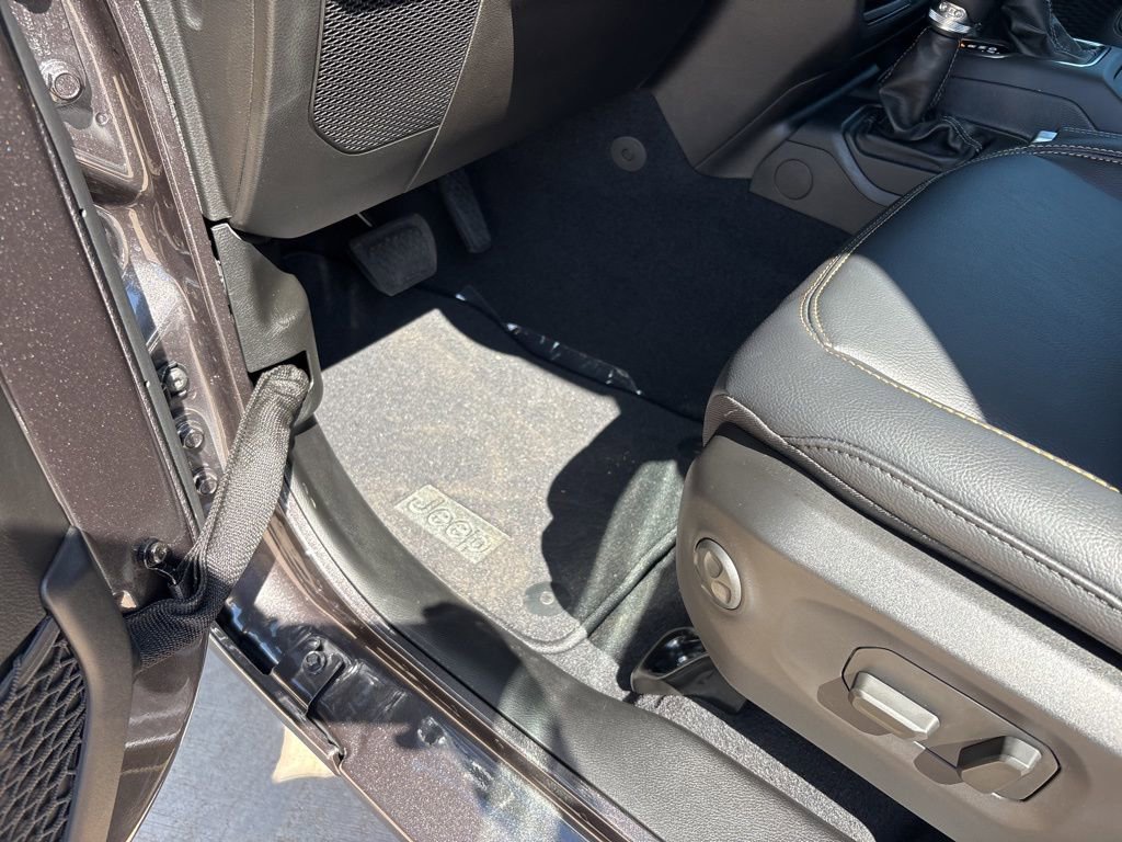 New 2025 Jeep Wrangler Unlimited Sahara image 16