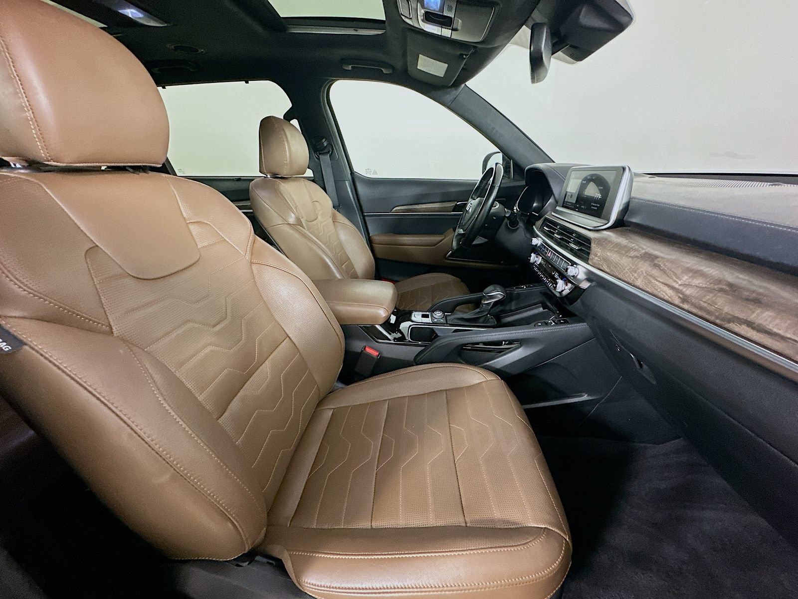 Used 2020 Kia Telluride SX w/ SX Prestige Package AWD/4WD image 43