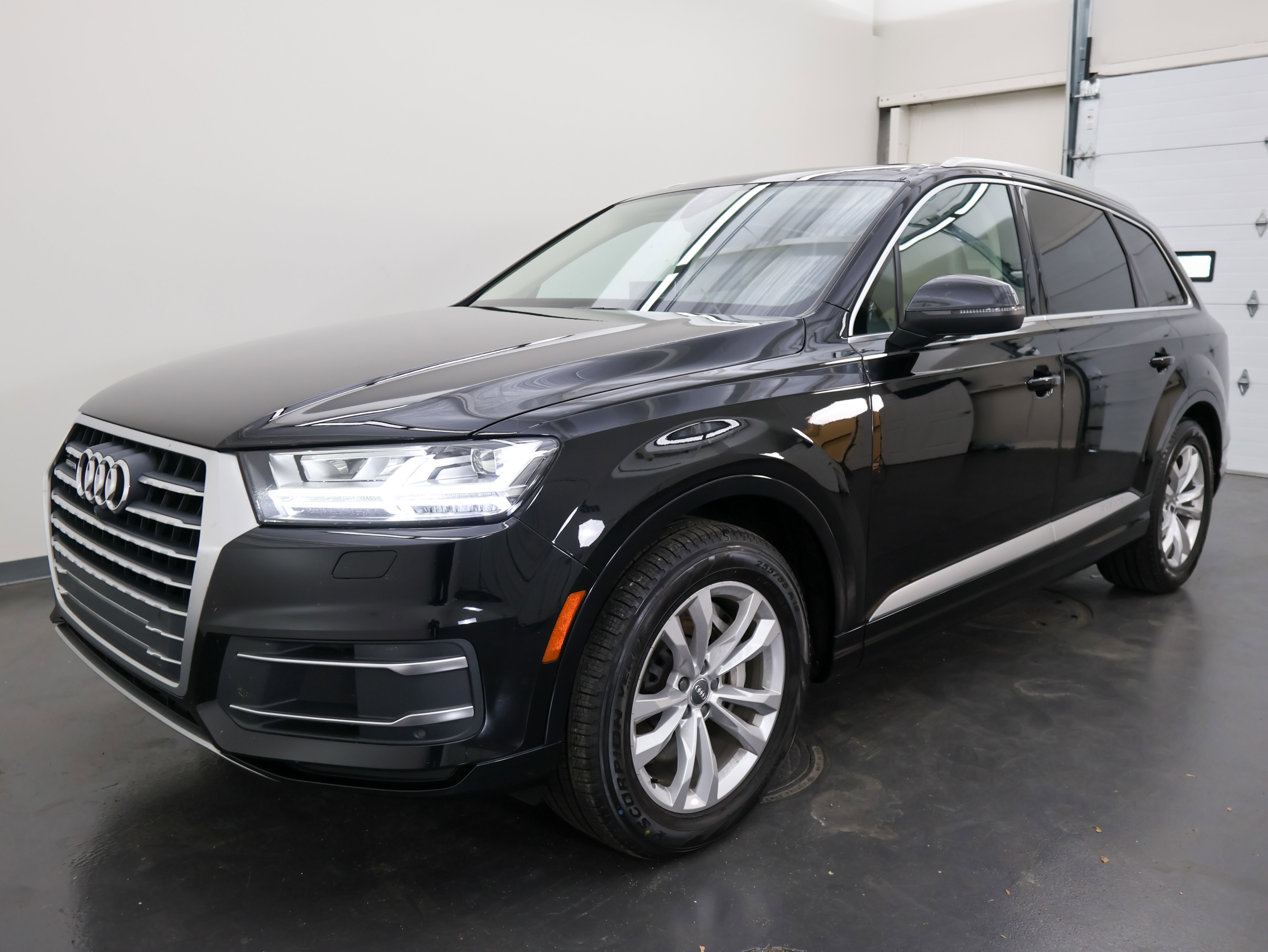 Used 2017 Audi Q7 2.0T Premium Plus AWD/4WD image 7