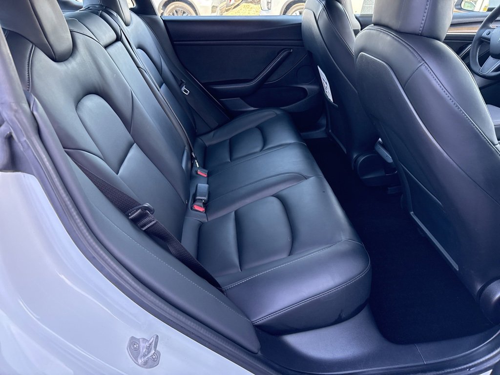 Used 2021 Tesla Model 3 Standard Range Plus image 24