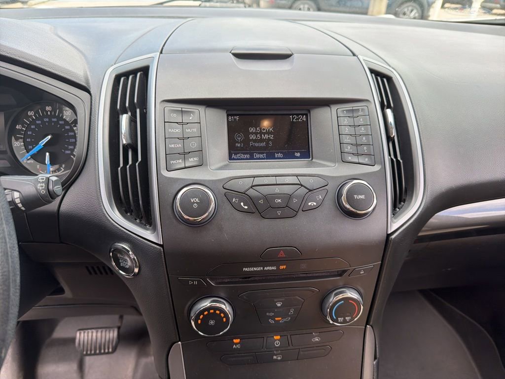 Used 2018 Ford Edge SE image 21