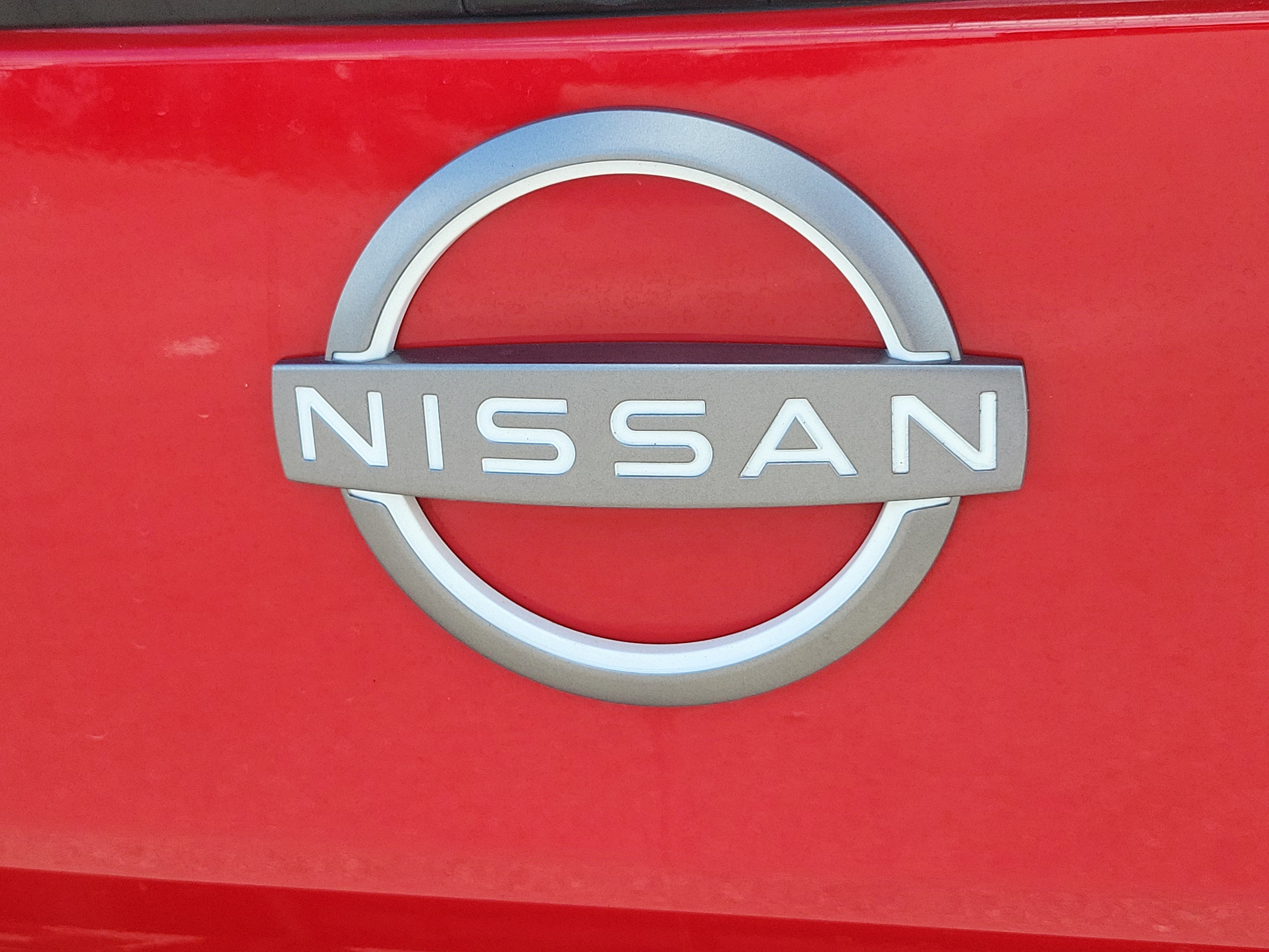 Used 2023 Nissan Frontier SV AWD/4WD image 11