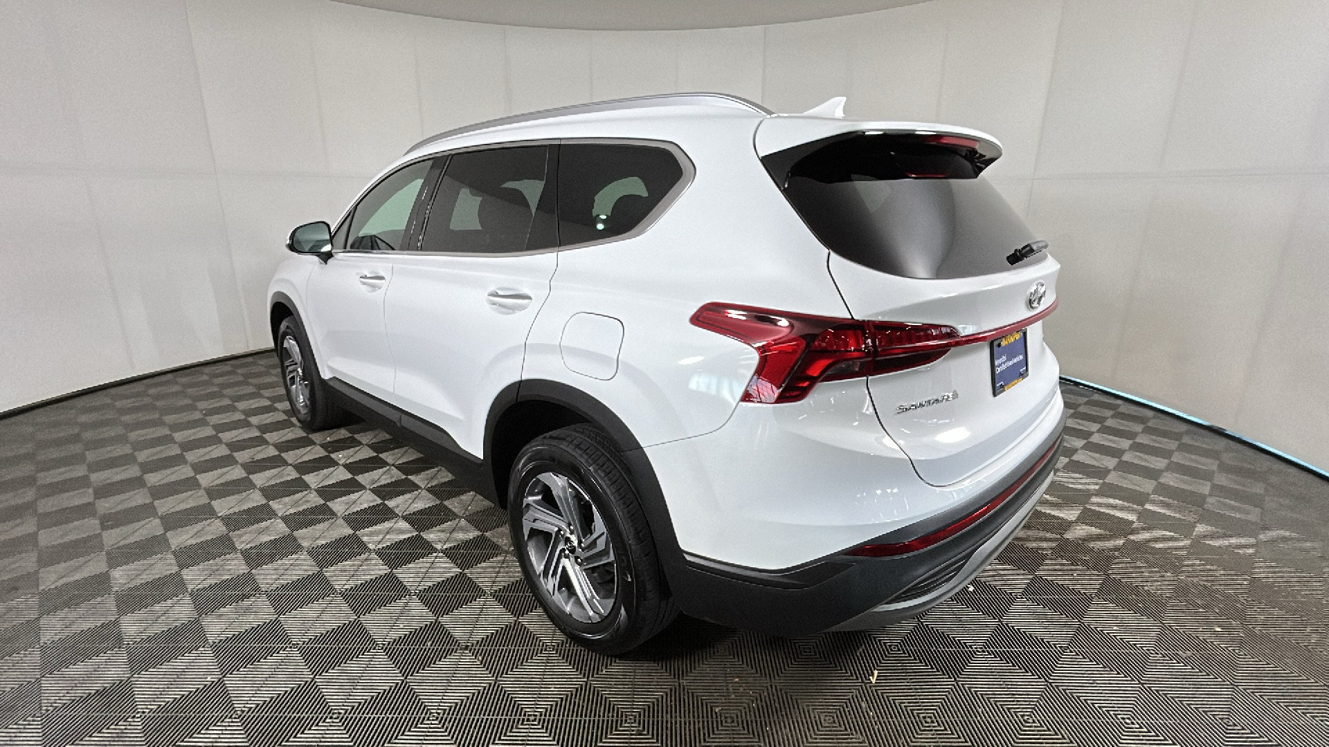 Certified 2023 Hyundai Santa Fe SEL AWD/4WD image 5