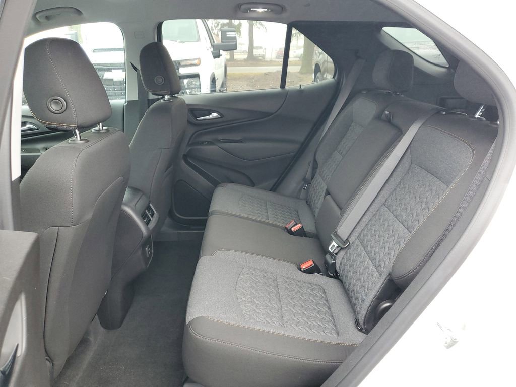 Used 2024 Chevrolet Equinox LT image 27