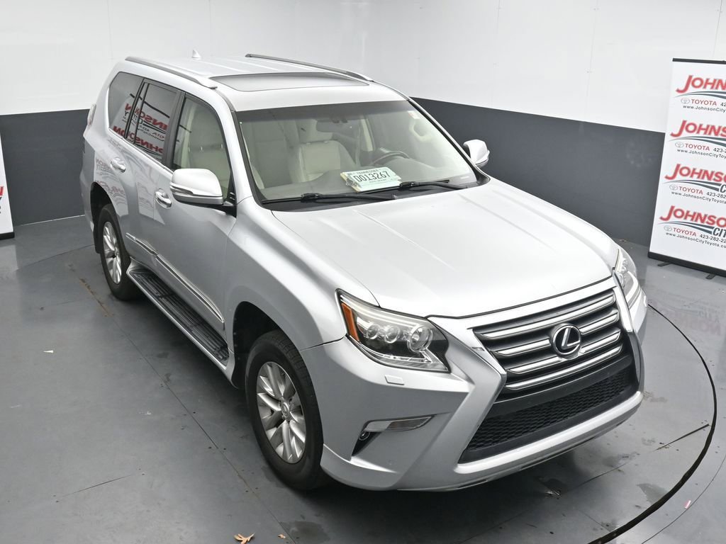 Used 2019 Lexus GX 460 Premium w/ Premium Package AWD/4WD image 10