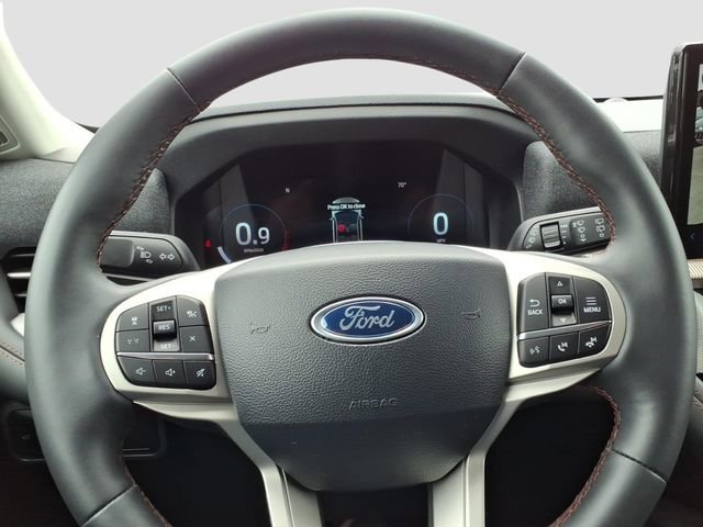 Certified 2025 Ford Explorer Active image 28