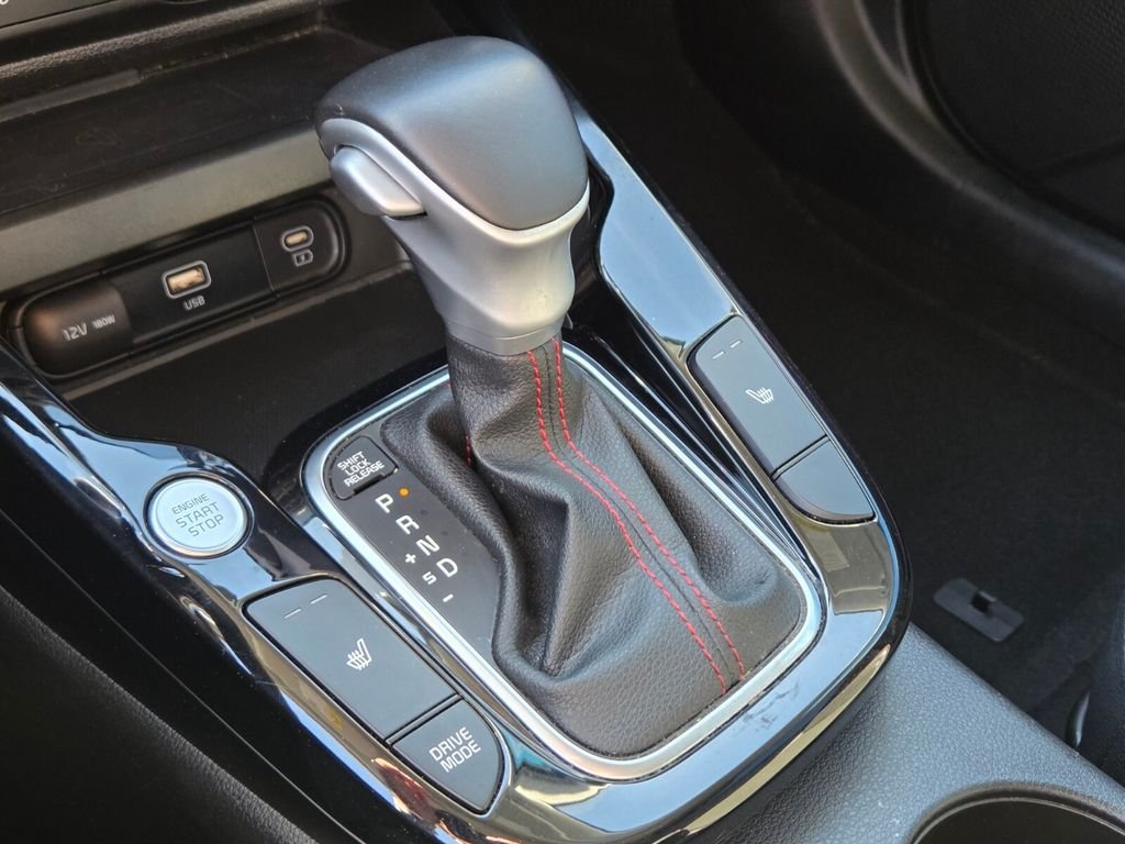 Used 2023 Kia Soul GT-Line w/ GT-Line Technology Package FWD image 31