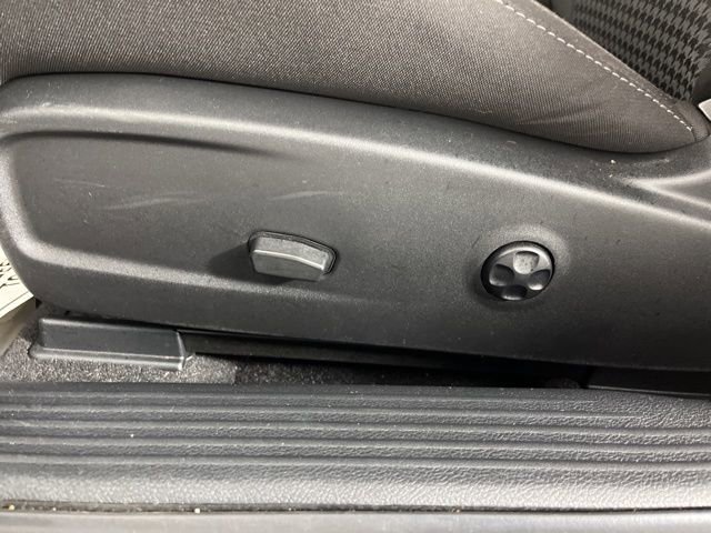 Used 2021 Dodge Challenger R/T w/ Blacktop Package image 32