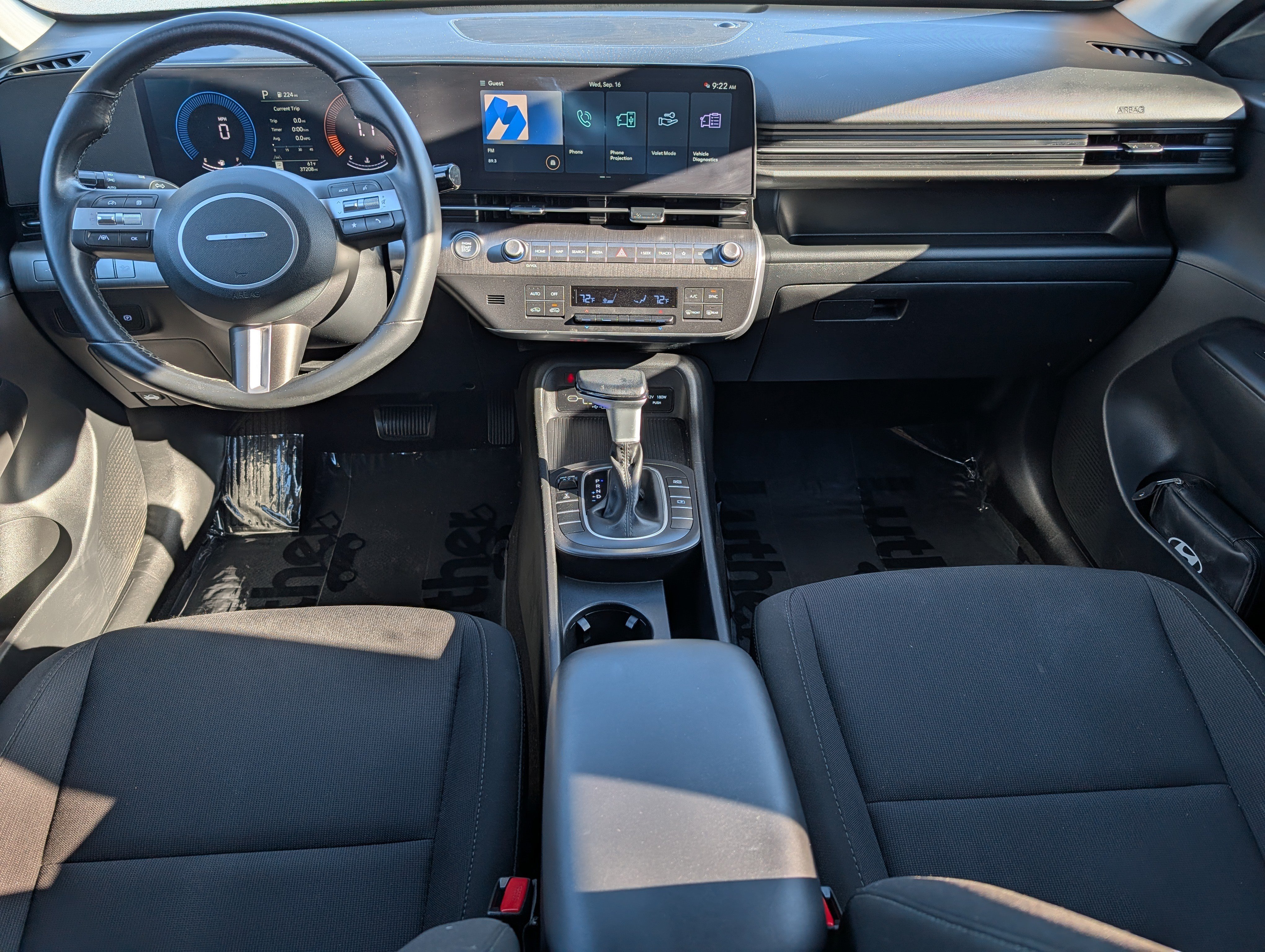 Certified 2024 Hyundai Kona SEL AWD/4WD image 10