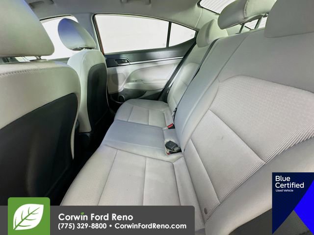 Used 2018 Hyundai Elantra SE image 25