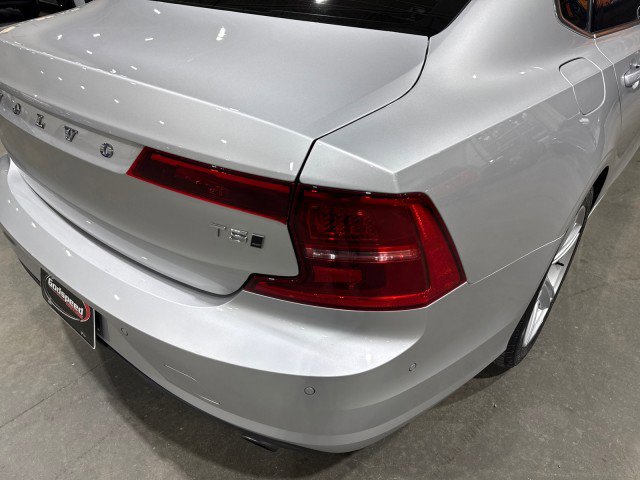 Used 2018 Volvo S90 T5 Momentum w/ Convenience Package image 46