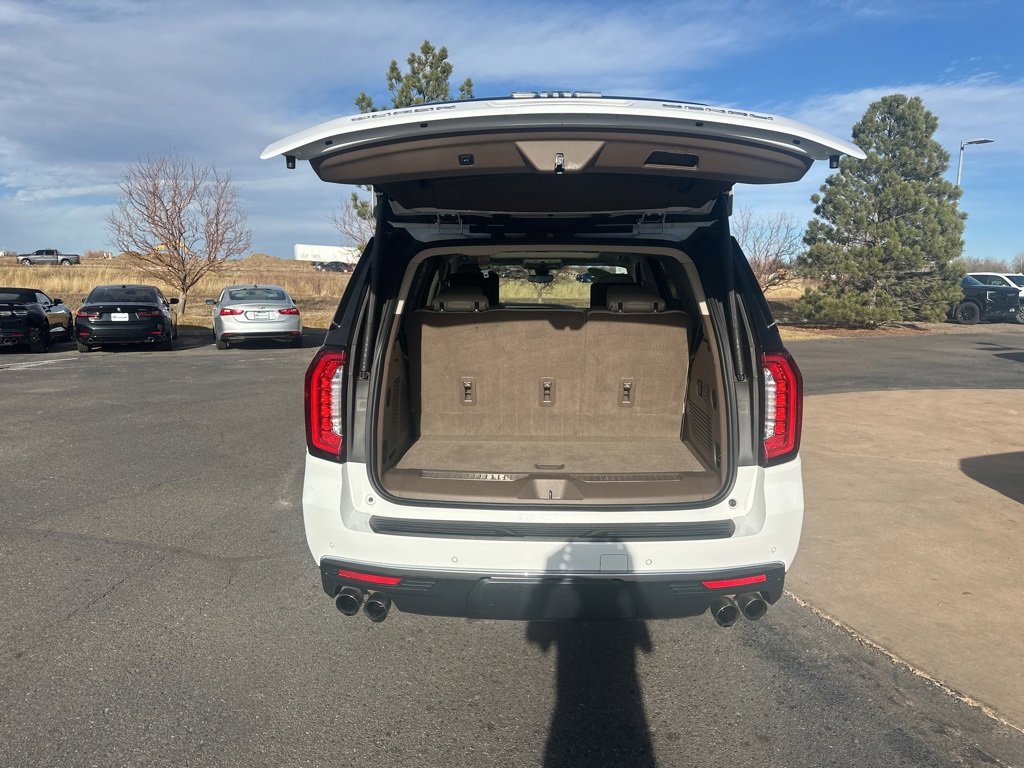 Certified 2021 GMC Yukon Denali w/ Denali Premium Package image 23