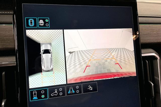 Used 2025 GMC Acadia Denali w/ Super Cruise Package image 28