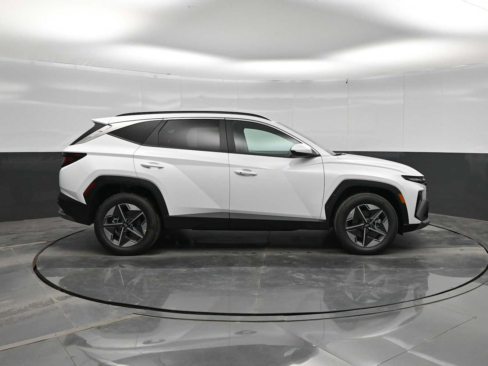 New 2026 Hyundai Tucson SEL AWD/4WD image 9
