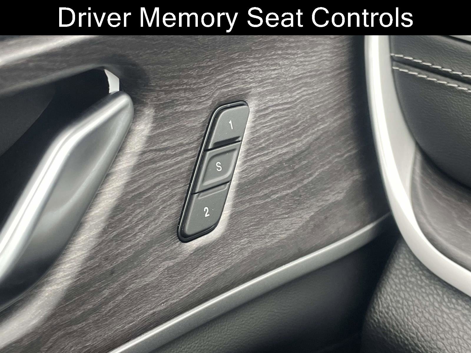 Used 2023 Jeep Grand Cherokee Limited image 22