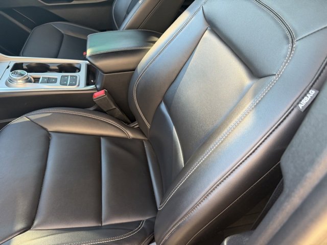 Used 2024 Ford Explorer XLT w/ Equipment Group 202A image 16