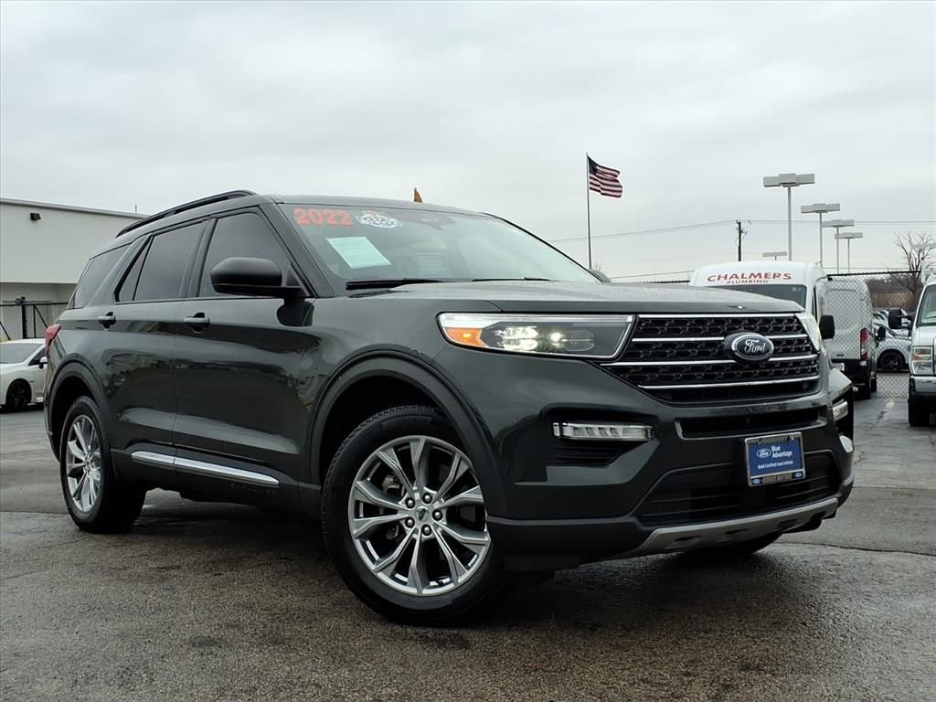 Certified 2022 Ford Explorer XLT w/ Equipment Group 202A