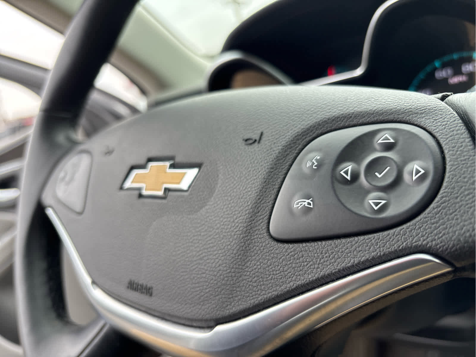 Used 2018 Chevrolet Impala LT image 12