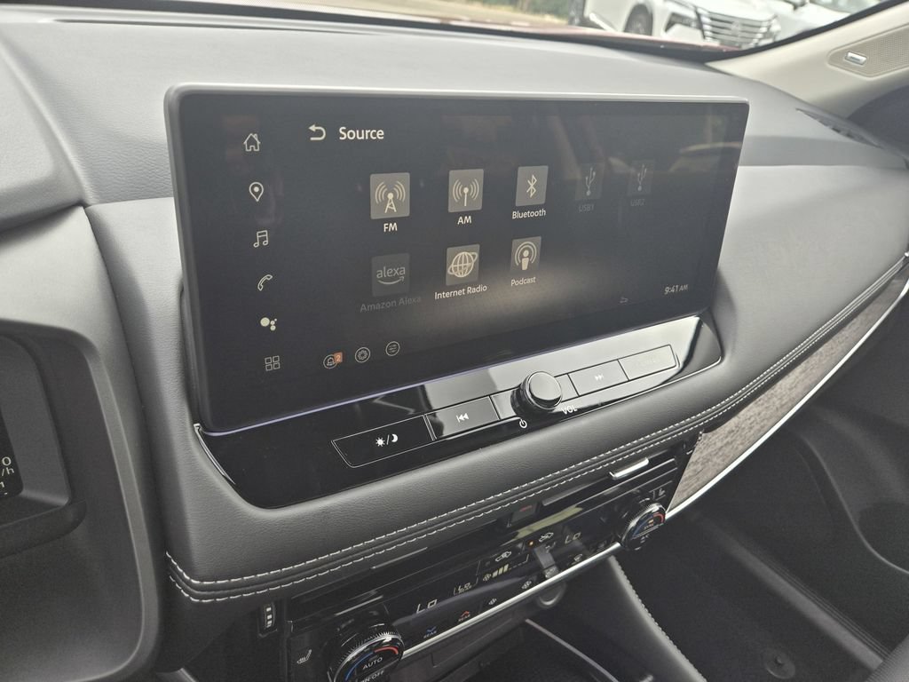 Used 2026 Nissan Rogue Platinum w/ Tech Package AWD/4WD image 17