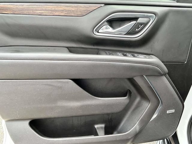 Used 2021 Chevrolet Suburban High Country RWD image 12
