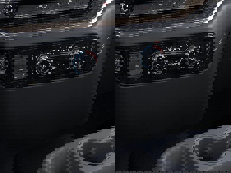 New 2026 GMC Sierra 2500 SLE image 24