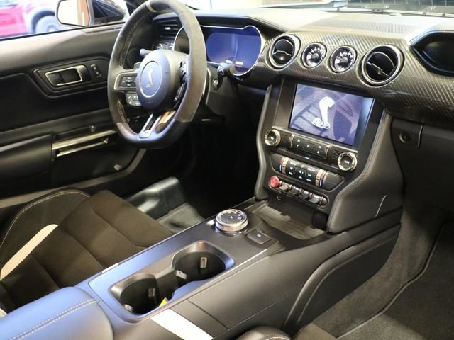 Used 2022 Ford Mustang Shelby GT500 w/ Carbon Fiber Track Pack RWD image 12