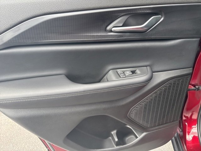 Used 2023 Jeep Grand Cherokee Altitude image 24