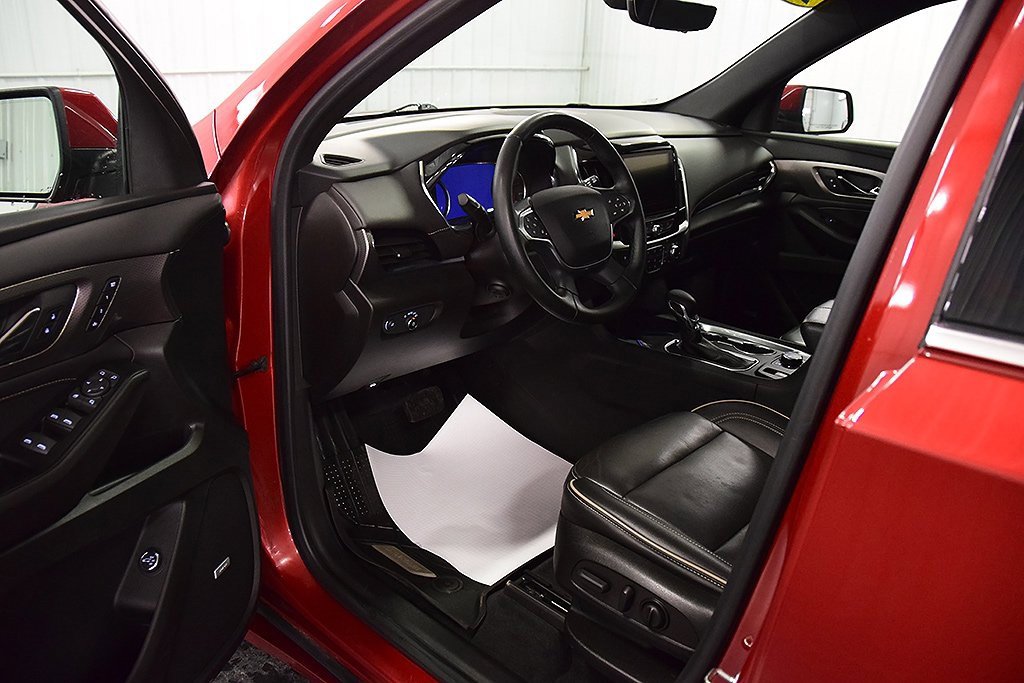 Used 2023 Chevrolet Traverse Premier w/ LPO, Floor Liner Package image 13