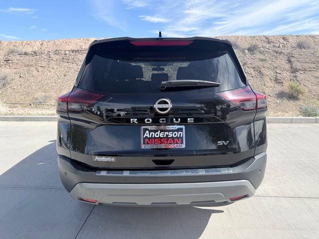 Used 2023 Nissan Rogue SV image 6