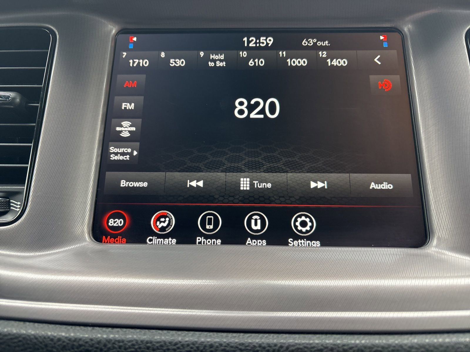 Used 2023 Dodge Charger SXT w/ Blacktop Package RWD image 19