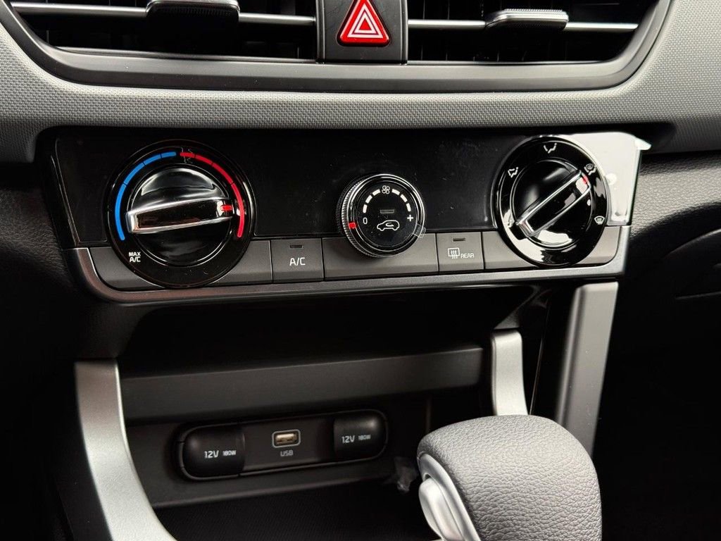 New 2026 Kia Seltos LX image 13