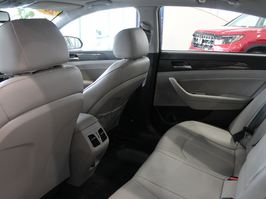 Used 2019 Hyundai Sonata Limited image 16